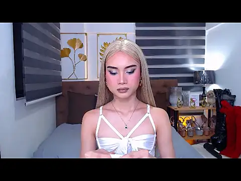 JuicyCockThea online show from 05-21-26, 12:13
