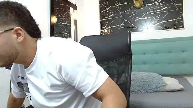 Trevor Ash online show from 02-11-26, 03:28