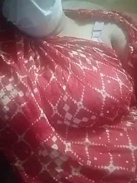 Snapshot of Simran_008 chatting on 05-15-26, 09:02 Simran 008 online show from 05-15-26, 09:02