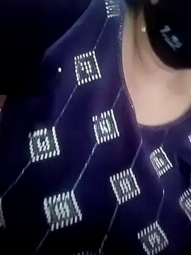 Snapshot of Simran_008 chatting on 02-18-26, 09:50 Simran 008 online show from 02-18-26, 09:50