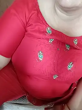 Snapshot of Simran_008 chatting on 05-27-26, 02:30 Simran 008 online show from 05-27-26, 02:30