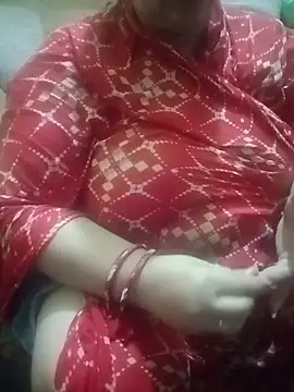 Snapshot of Simran_008 chatting on 05-23-26, 04:06 Simran 008 online show from 05-23-26, 04:06
