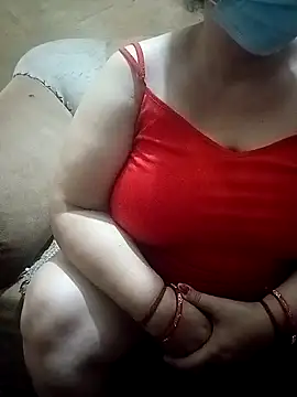 Snapshot of Simran_008 chatting on 04-28-26, 12:20 Simran 008 online show from 04-28-26, 12:20