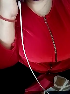 Snapshot of Simran_008 chatting on 02-13-26, 04:45 Simran 008 online show from 02-13-26, 04:45