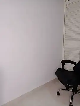 amandaa 21 online show from 05-22-26, 04:54