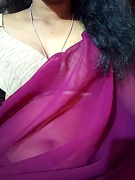 Snapshot of manu_sexy_ chatting on 02-19-26, 09:17 manu sexy online show from 02-19-26, 09:17