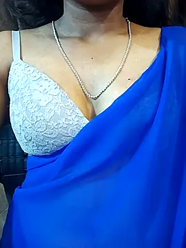 Snapshot of manu_sexy_ chatting on 02-16-26, 11:20 manu sexy online show from 02-16-26, 11:20