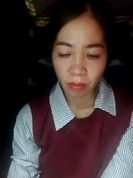 Snapshot of -Lundy- chatting on 02-25-26, 04:23 -Lundy- online show from 02-25-26, 04:23