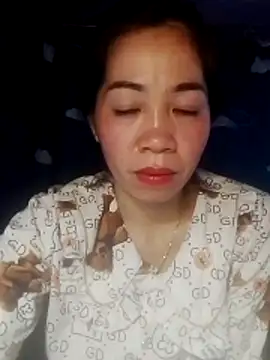 Snapshot of -Lundy- chatting on 02-22-26, 02:30 -Lundy- online show from 02-22-26, 02:30