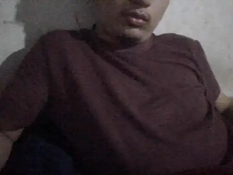 Snapshot of Rodri1k chatting on 02-23-26, 03:41 Rodri1k online show from 02-23-26, 03:41