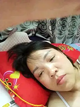 Strawberry-wet online show from 05-30-26, 05:18