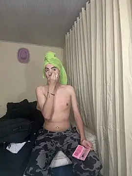 max femboy online show from 02-14-26, 02:23