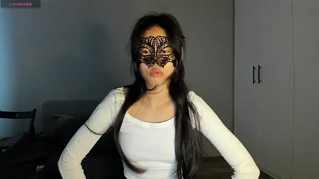 HelenBlazeTrt online show from 06-19-26, 02:06