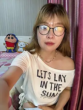 Snapshot of A-cola chatting on 07-16-26, 02:25 A-cola online show from 07-16-26, 02:25