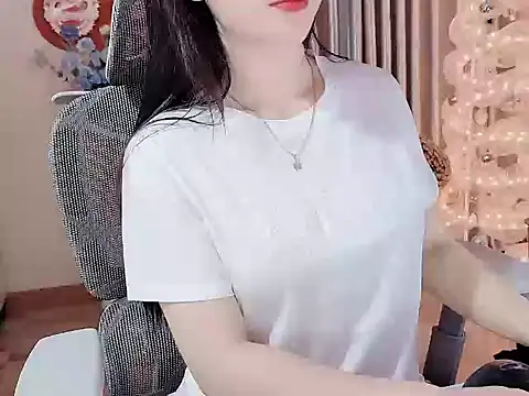 Snapshot of Agnelyn___ chatting on 04-30-26, 12:34 Agnelyn online show from 04-30-26, 12:34