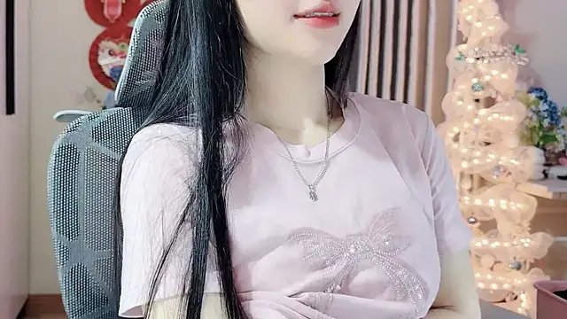 Snapshot of Agnelyn___ chatting on 05-03-26, 03:26 Agnelyn online show from 05-03-26, 03:26