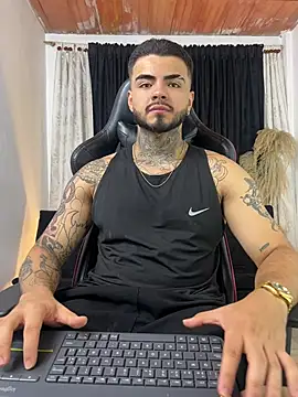 Benjii Carter1 online show from 04-14-26, 02:05