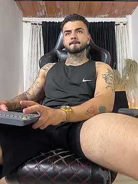 Benjii Carter1 online show from 05-07-26, 02:16
