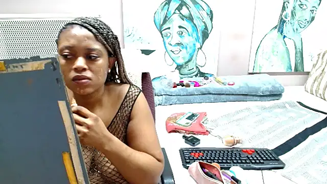 TyraHotxxx online show from 04-18-26, 06:27