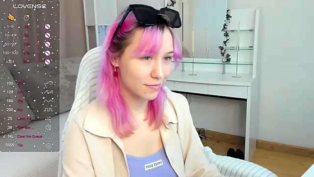 EmilyTrase online show from 05-30-26, 01:56
