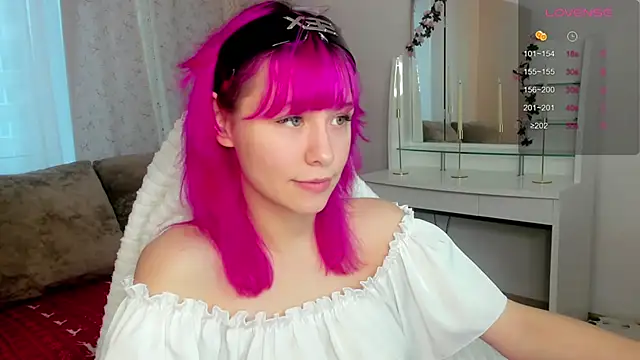EmilyTrase online show from 05-10-26, 01:09