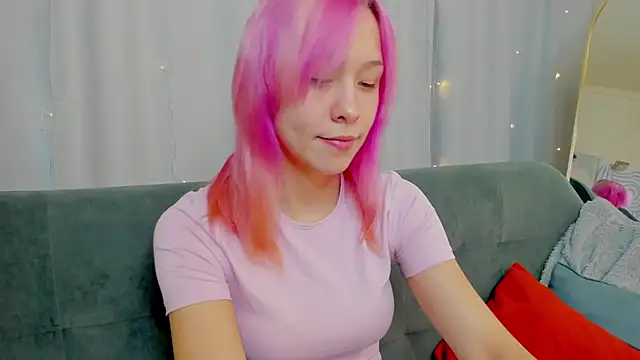 EmilyTrase online show from 04-02-26, 01:13