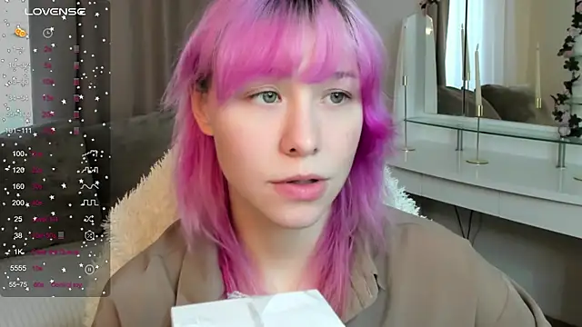 EmilyTrase online show from 05-27-26, 01:15