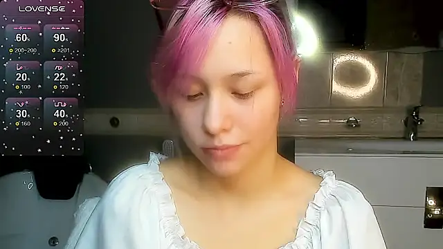 EmilyTrase online show from 04-06-26, 01:12