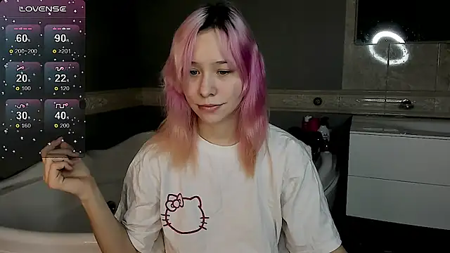 EmilyTrase online show from 04-09-26, 01:18