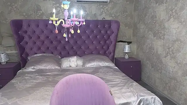 Snapshot of Anna_Kenan chatting on 05-23-26, 10:36 Anna Kenan online show from 05-23-26, 10:36