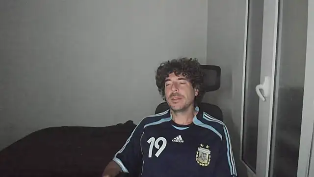 Snapshot of joaquin420_hot chatting on 03-02-26, 05:08 joaquin420 hot online show from 03-02-26, 05:08