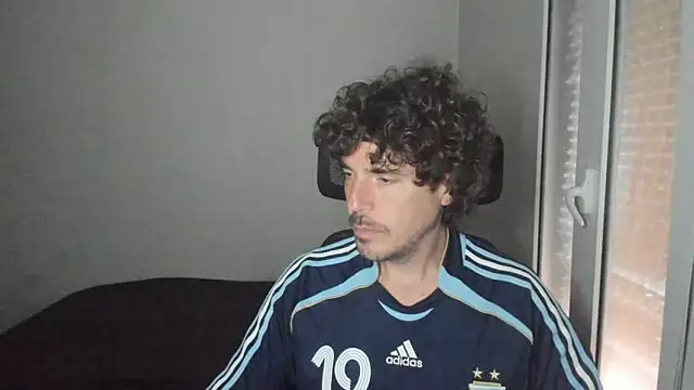 Snapshot of joaquin420_hot chatting on 03-02-26, 07:26 joaquin420 hot online show from 03-02-26, 07:26