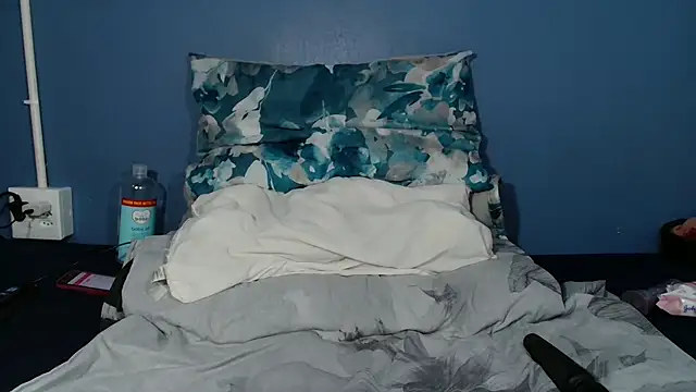 Sweet-Bella17 online show from 04-11-26, 11:19