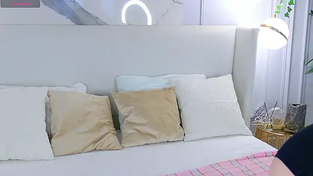 Snapshot of Abigail_Forland chatting on 02-27-26, 05:07 Abigail Forland online show from 02-27-26, 05:07