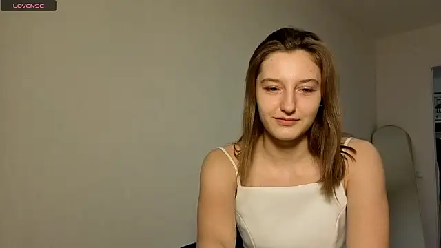 AvelinaSchepp online show from 03-08-26, 05:27