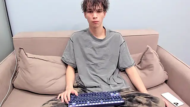 Snapshot of Ur_NextDoor_Boy chatting on 02-22-26, 09:16 Ur NextDoor Boy online show from 02-22-26, 09:16