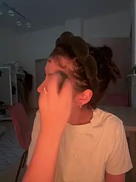 Snapshot of ValeriaVenom chatting on 02-22-26, 07:44 ValeriaVenom online show from 02-22-26, 07:44