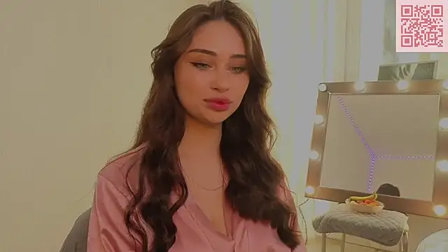 Sofia Plump online show from 03-12-26, 09:35