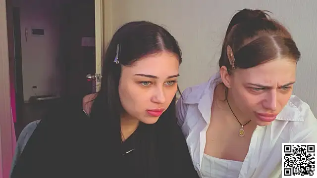 Snapshot of Sofia_Plump chatting on 04-19-26, 09:10 Sofia Plump online show from 04-19-26, 09:10