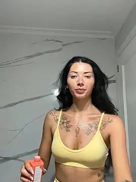 Karmenlovex online show from 02-18-26, 05:42