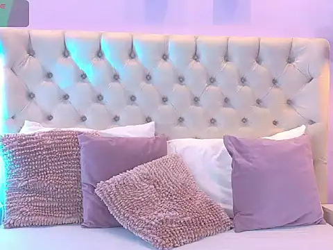 Ema Jackson online show from 02-15-26, 01:21