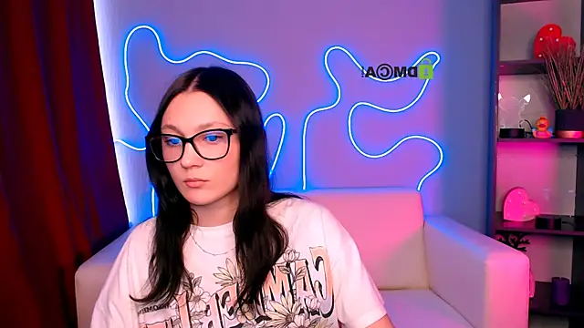 Snapshot of elani_grey chatting on 02-27-26, 12:38 elani grey online show from 02-27-26, 12:38