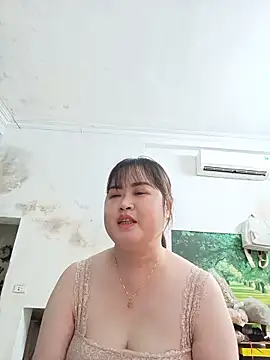Kee-kimlee online show from 06-19-26, 10:10