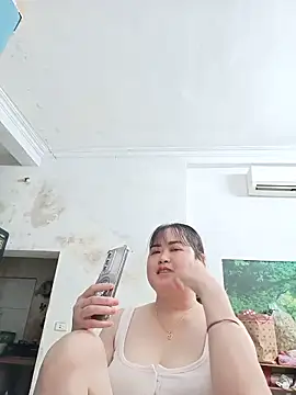 Kee-kimlee online show from 06-16-26, 10:37