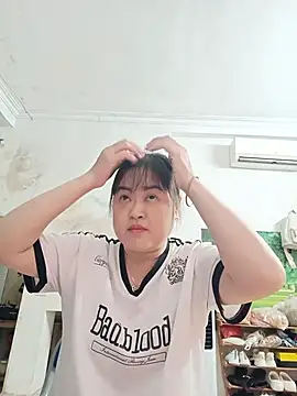 Kee-kimlee online show from 05-29-26, 12:05
