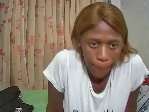 Snapshot of BlackBeauty2002 chatting on 02-17-26, 07:55 BlackBeauty2002 online show from 02-17-26, 07:55