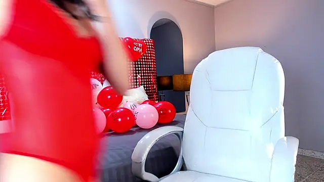 ChloeStars  online show from 02-14-26, 06:19