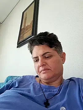 Snapshot of Sony28v chatting on 06-21-26, 10:10 Sony28v online show from 06-21-26, 10:10