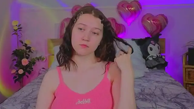 Snapshot of MmollyMay chatting on 02-12-26, 10:59 MmollyMay online show from 02-12-26, 10:59