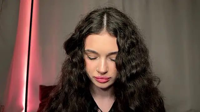 Moonfaairy online show from 03-11-26, 07:52